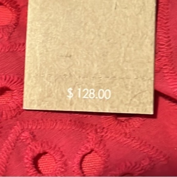 Hope & Harlow Off-Shoulder Dress - Picture 4 of 5